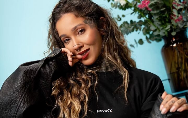 Medo de críticas não deve definir escolhas, diz Bruna, a Menina do Fusca, sobre começar na Privacy